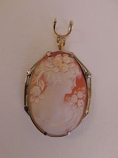 LARGE SHELL CAMEO WITH GOLD FRAME