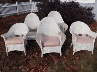 5 OLD WICKER CHAIRS 