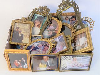 Tray Lot of Picture Frames, to include French gilt frames, enameled frames, etc.