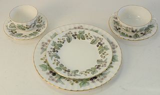 Royal Worcester "Lavinia" Set of China, one hundred and twenty four pieces to include 16 dinner plates, 16 briar bouillon cups, 16 saucers, 16 cups, 1