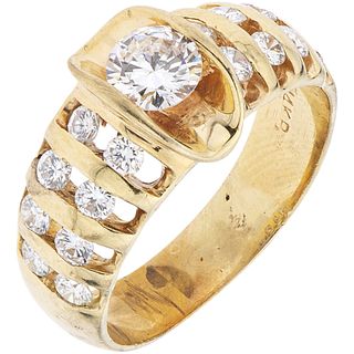 DIAMOND RING IN 14K YELLOW GOLD 1 Brilliant cut diamond ~0.55 ct Clarity: VSI-VS2, 16 Brilliant cut diamonds
