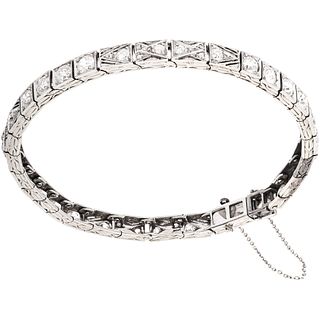DIAMOND BRACELET IN 18K WHITE GOLD 48 Antique cut faceted diamonds ~3.45 ct. Weight: 13.5 g