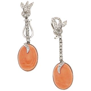PAIR OF EARRINGS WITH CORALS AND DIAMONDS IN PALLADIUM SILVER 2 Cabochon cut orange coral, 58 Marquise and 8x8 cut diamonds