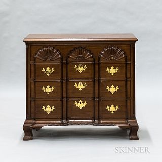 Nathan Margolis Federal-style Mahogany Chest of Drawers,Hartford, Connecticut, mid-20th century