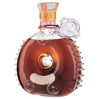 Rémy Martin Old. Louis XIII. Grande Champagne Cognac. Licorera de cristal de baccarat con tapón.