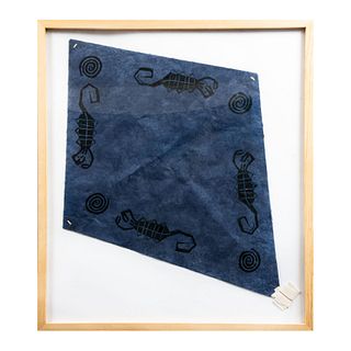 FRANCISCO TOLEDO Papalote azul. Escorpiones. Firmado al frente Esténcil y troquel sobre papel hecho a mano. Enmarcado. 80 x 70 cm