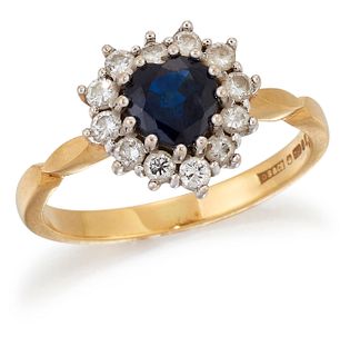 AN 18 CARAT GOLD SAPPHIRE AND DIAMOND CLUSTER RING,?a heart