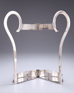 A 19TH CENTURY SILVER-PLATED BOTTLE HOLDER, with hinged col