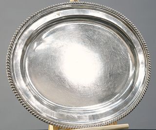AN OLD SHEFFIELD PLATE MEAT DISH, CIRCA 1820, oval with gad