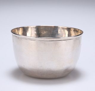 A GEORGE II SILVER TUMBLER CUP, by Ayme Videau, London 1735