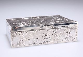 A HANAU SILVER TABLE SNUFF BOX, import marks, Berthold Mull