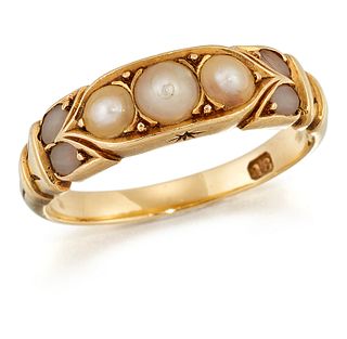 A PEARL RING, three split pearls spaced by split pearl set 