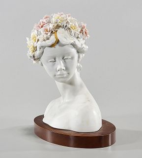 Spanish LLadro Bust of a Woman