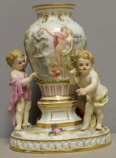 MEISSEN. Porcelain Figural Grouping of