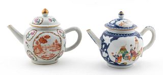 TWO CHINESE EXPORT PORCELAIN LIDDED TEAPOTS