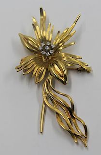 JEWELRY. 18kt Gold Floral Brooch with Diamond