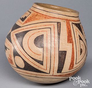 Large Acoma Indian polychromed pottery pot