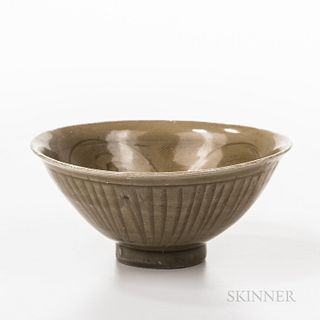 Celadon-glazed Bowl
