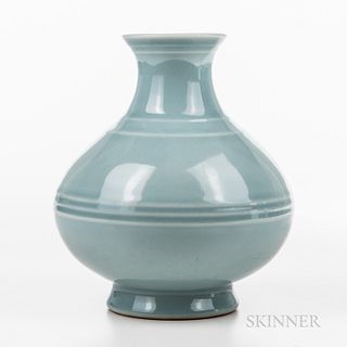 Clair-de-lune-glazed Vase