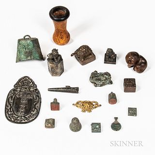 Group of Mostly Bronze Seals and Carvings