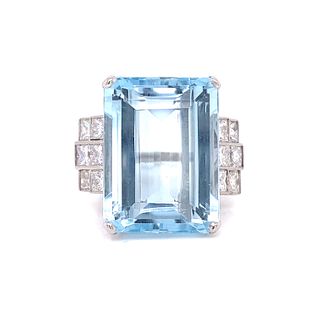 Platinum Diamond Aqua Ring