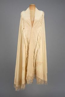EMBROIDERED WOOL SHAWL, MID 19th C.
