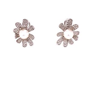 18k Flower Pearl Diamond Earrings