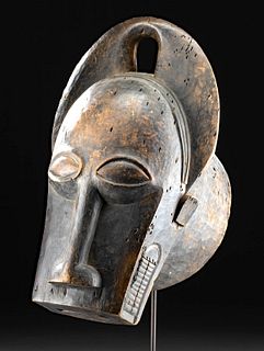 19th C. African Baule Wood Helmet Mask Bo Nun Amuin
