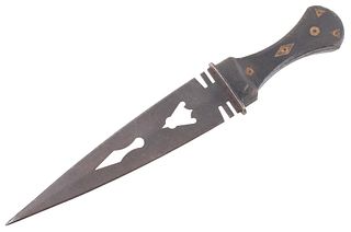 Plains Indian Style Batwing Cutout Dag Knife