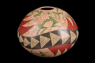 Mata Ortiz Pottery Mogollon Seed Pot by Lupe Soto