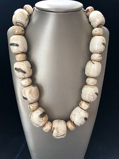 20mm - 30mm Carved Tree Nut Necklace