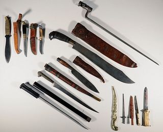 GROUP OF (12) KNIVES