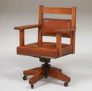 Gustav Stickley Oak Swivel Chair c1910