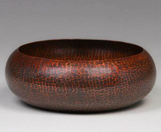 Jarvie Hammered Copper Fruit Bowl c1910s