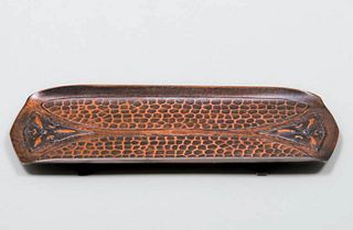 Roycroft Hammered Copper Trifoil Pen Tray c1920s