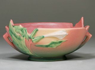 Roseville Thorn Apple Console Bowl