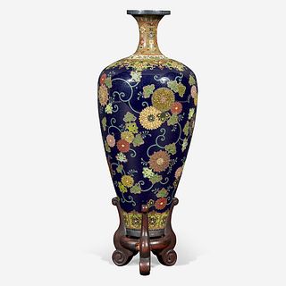 A fine Japanese cloisonné cabinet vase on wood stand, Namikawa Yasuyuki Meiji period