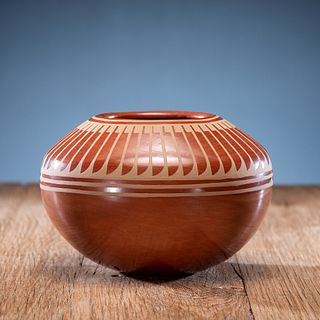 Crucita Calabaza, Blue Corn (1921-1999) Redware Pottery Jar