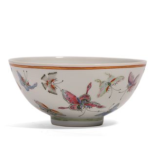 A CHINESE FAMILLE-ROSE ‘FLORAL’ BOWL