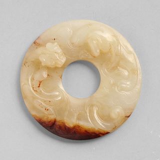 A WHITE JADE 'CHILONG' DISC