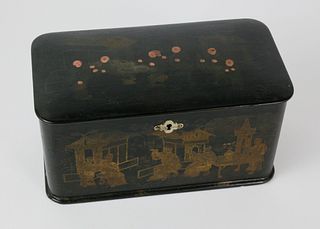 Chinoiserie Lacquer and Gilt Decorated Double Compartment Tea Caddy, 19th Century