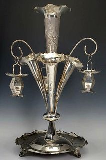 A Silver-plate epergne Vase/centerpiece