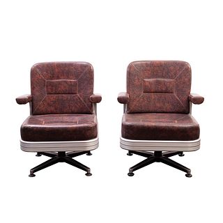 Par de sillones lounge "Club Chairs" para Saro S.A. México.Años 60. Estructura de aluminio pulido con acojinados de vinipiel color cáfe