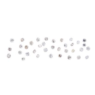 DIAMANTES SIN MONTAR  36 Diamantes corte 8x8 ~1.35 ct Calidad comercial.