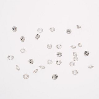 DIAMANTES SIN MONTAR  28 Diamantes corte 8x8 ~0.90 ct Alta calidad.