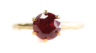 10k Yellow Gold Ruby Ring Size 6