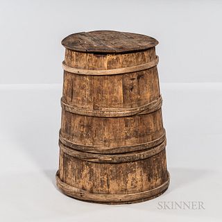 Staved Covered Wooden Barrel