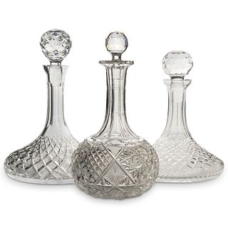 (3Pc) Crystal Cut Decanters