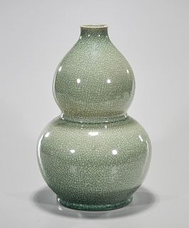 Chinese Green Crackle Glazed Porcelain Gourd Vase
