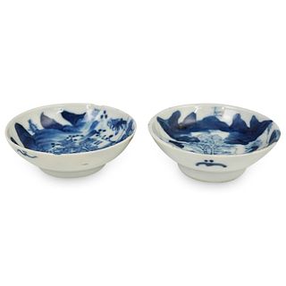 Chinese Blue & White Porcelain Footed Bowls